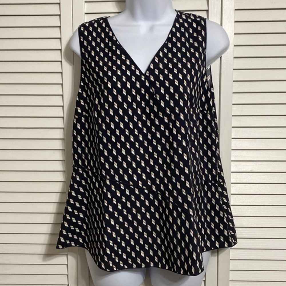 Ann Taylor Sleeveless Shirt!